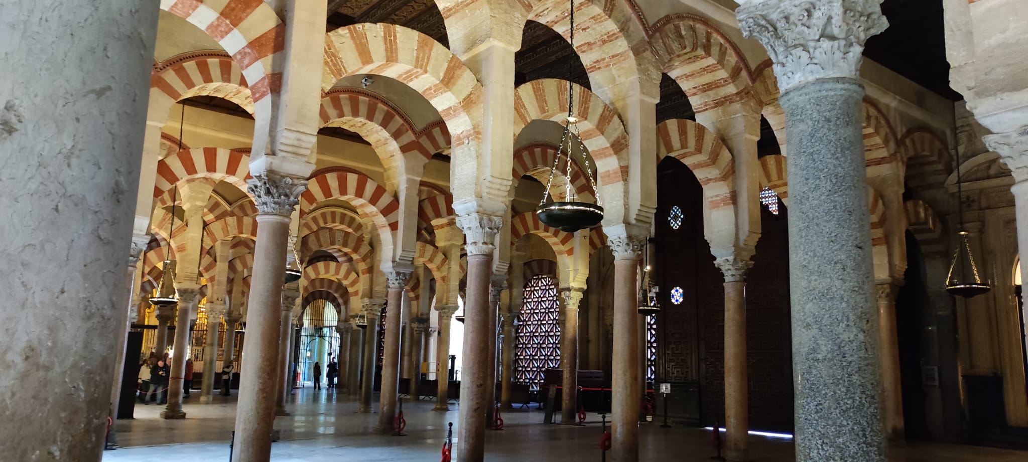 EL ENIGMA DE LA MEZQUITA